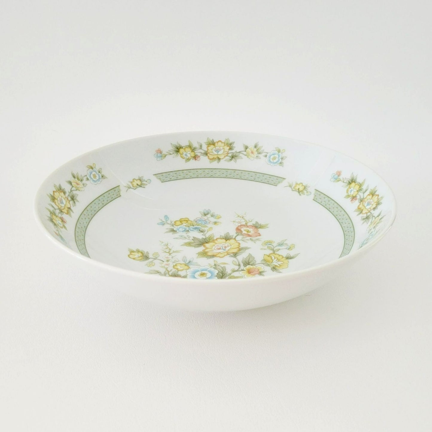 Fashion Royale Ashley Round Serving Bowl, Made in Japan