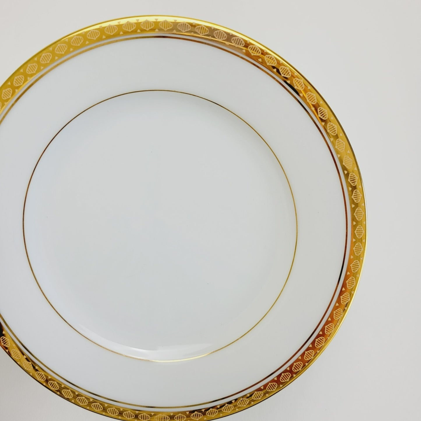 Noritake Richmond Bread Plate Set of 2, Gold Etched Trim