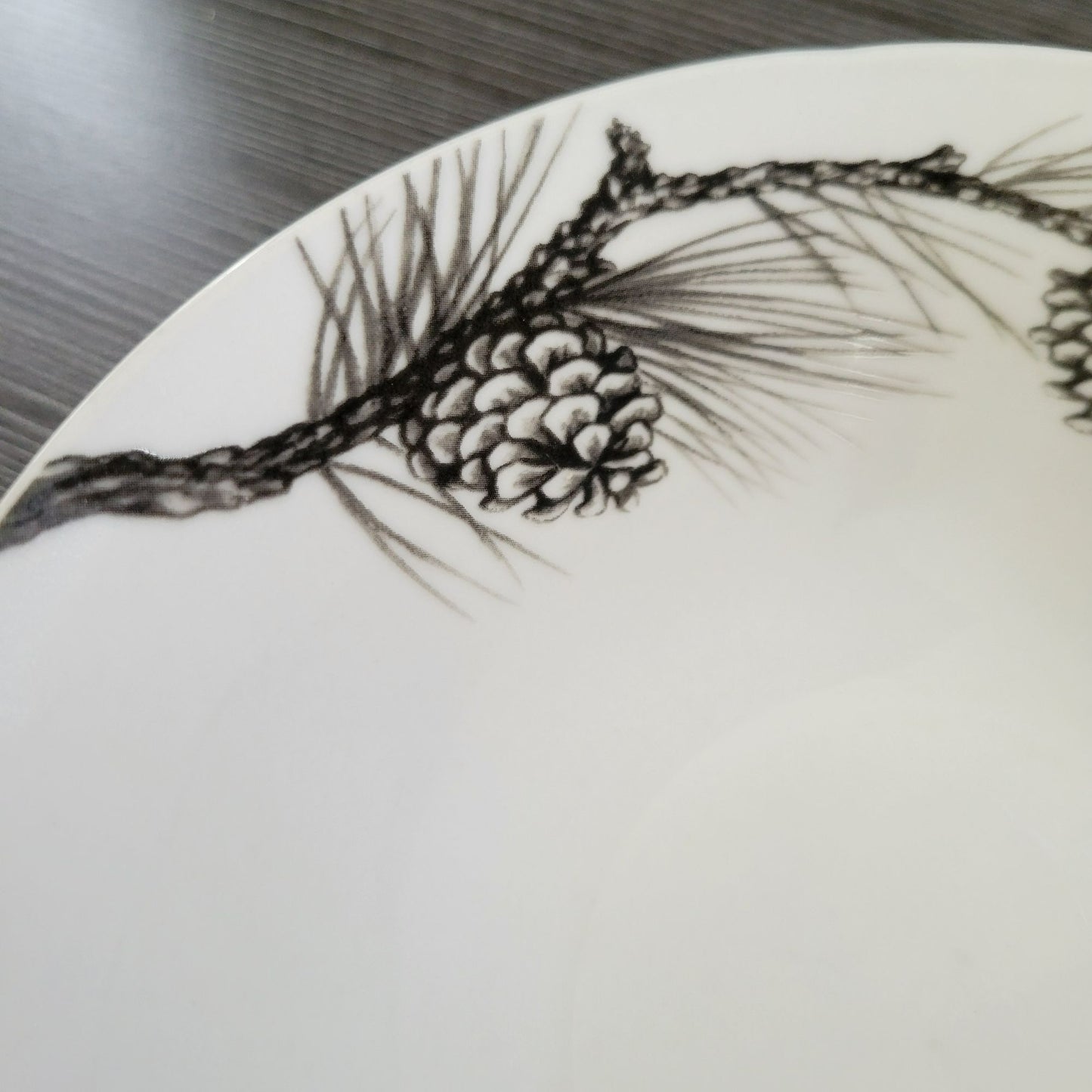 Cabela's Pinecone White Cereal Bowl