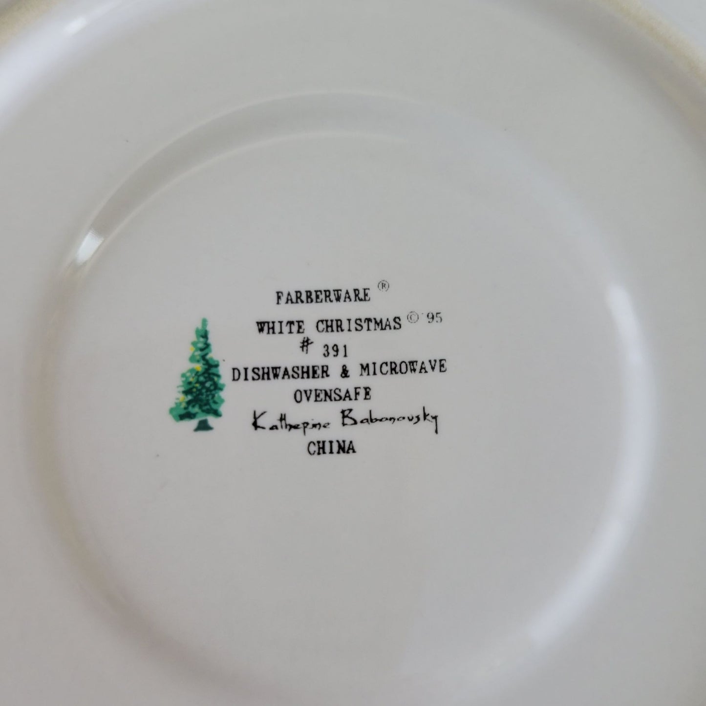 Farberware White Christmas Cup & Saucer, 2 Sets