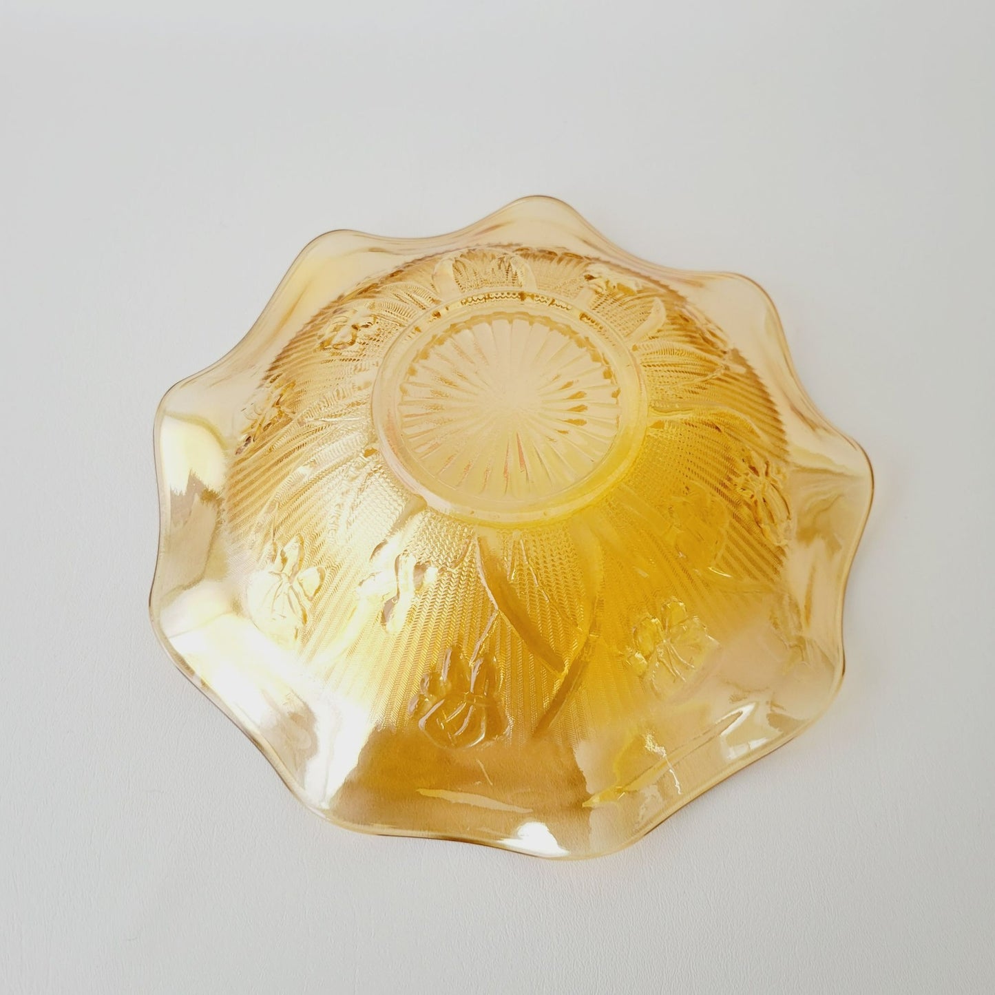 Jeannette Glass Co. Iris & Herringbone Ruffled Bowl, USA Made