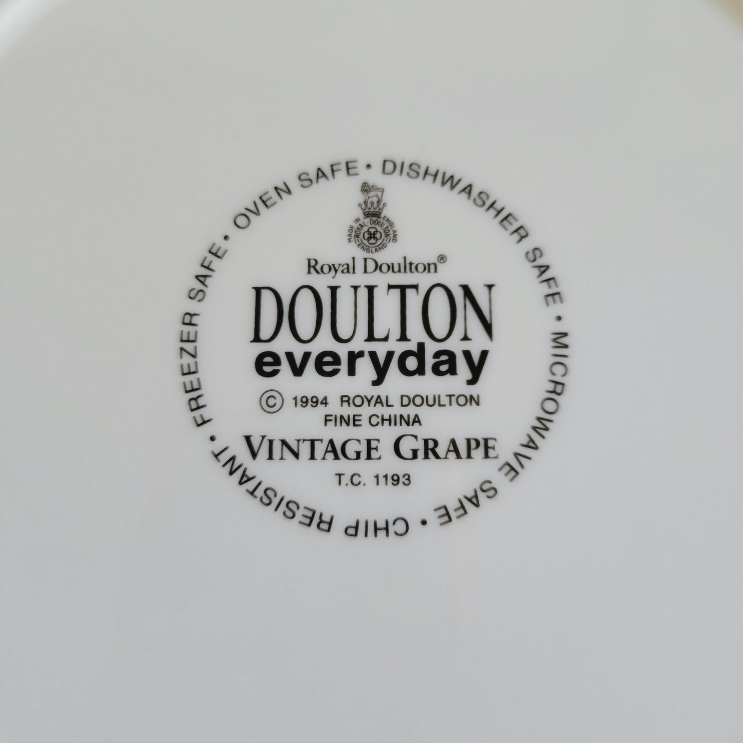 Royal Doulton Vintage Grape Salad Plate c.1990s England