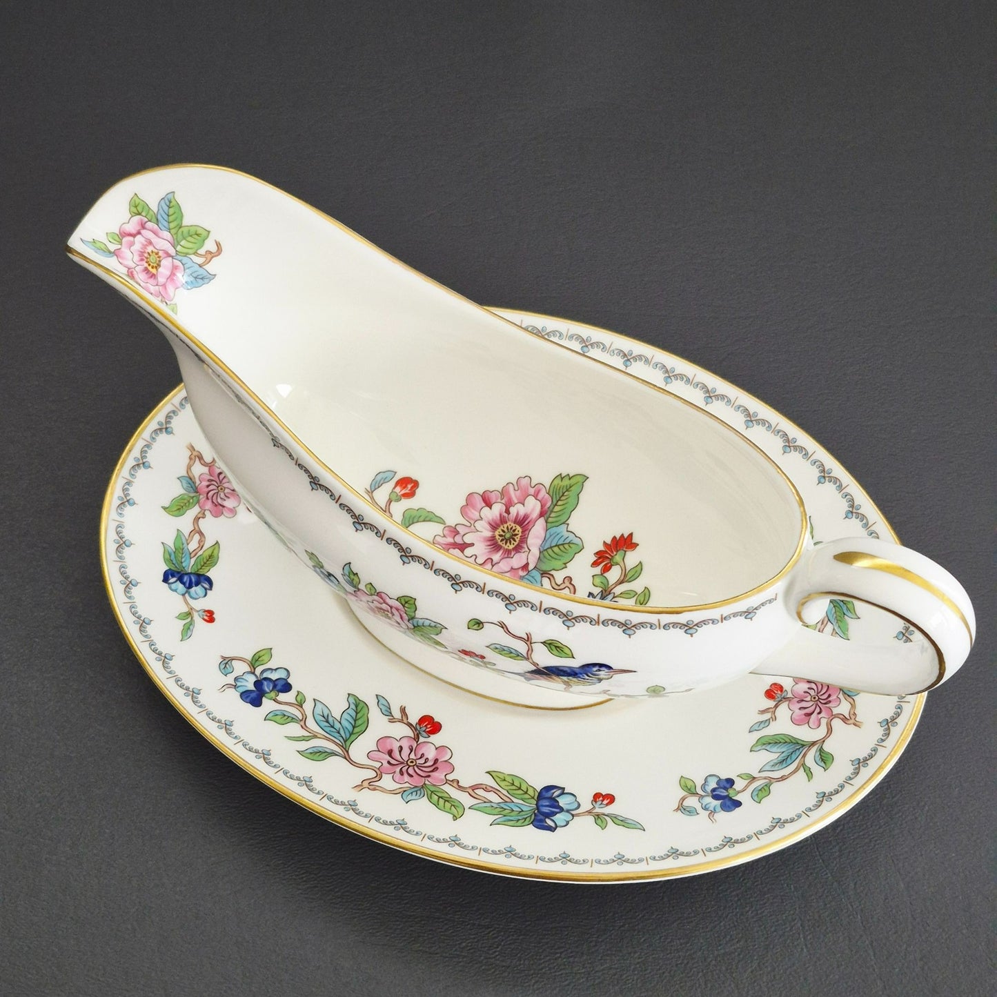 Aynsley "Pembroke" Gravy Boat & Underplate, c.1968-2015 England